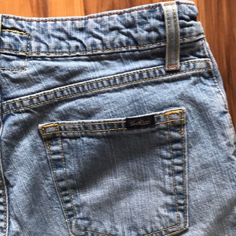 Levi’s Jean Capris - Picture 4 of 6